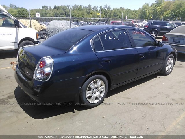 1N4AL11D35N928291 - 2005 NISSAN ALTIMA S/SL BLUE photo 4