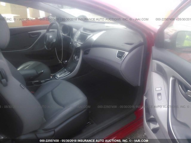 KMHDH6AE7DU012647 - 2013 HYUNDAI ELANTRA COUPE GS/SE RED photo 5