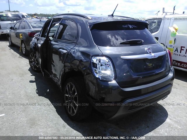 ZFBCFXCB7HP570410 - 2017 FIAT 500X TREKKING GRAY photo 3