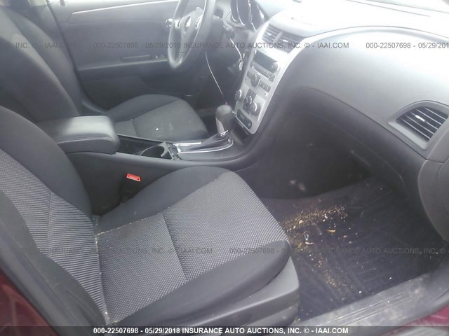 1G1ZC5E14BF282360 - 2011 CHEVROLET MALIBU 1LT RED photo 5