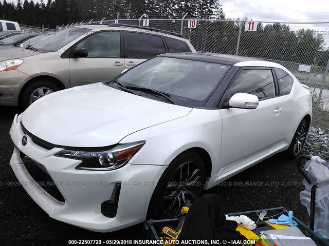 JTKJF5C70GJ016429 - 2016 TOYOTA SCION TC 白色 照片 2