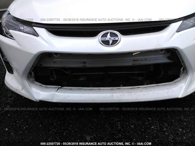 JTKJF5C70GJ016429 - 2016 TOYOTA SCION TC 白色 照片 6