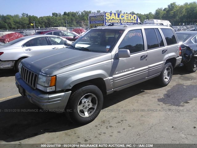 1J4GZ78S0VC685491 - 1997 JEEP GRAND CHEROKEE LIMITED/ORVIS GRAY photo 2