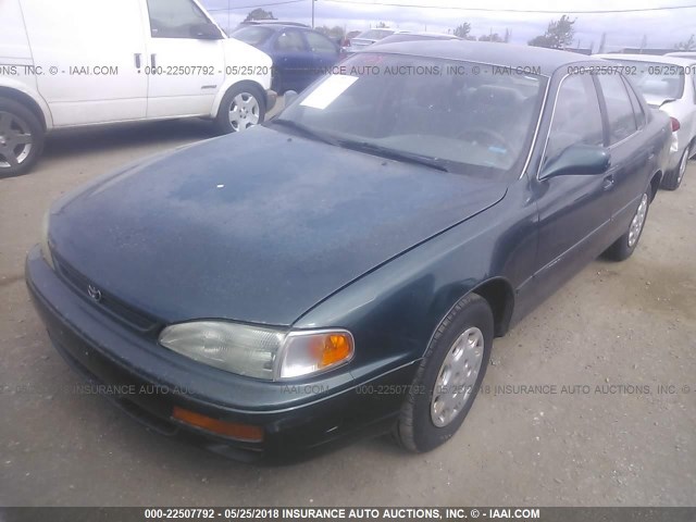 JT2BG12K0T0372279 - 1996 TOYOTA CAMRY DX/LE/XLE GREEN photo 2