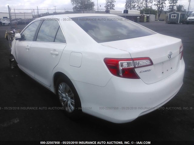 4T1BF1FK1DU249794 - 2013 TOYOTA CAMRY L/SE/LE/XLE 白色 照片 3