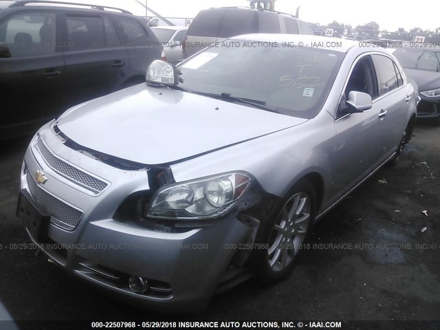 1G1ZE5E02CF131682 - 2012 CHEVROLET MALIBU LTZ 银色 照片 2