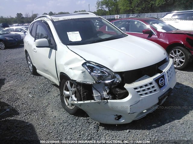 JN8AS58V18W405521 - 2008 NISSAN ROGUE S/SL WHITE photo 1