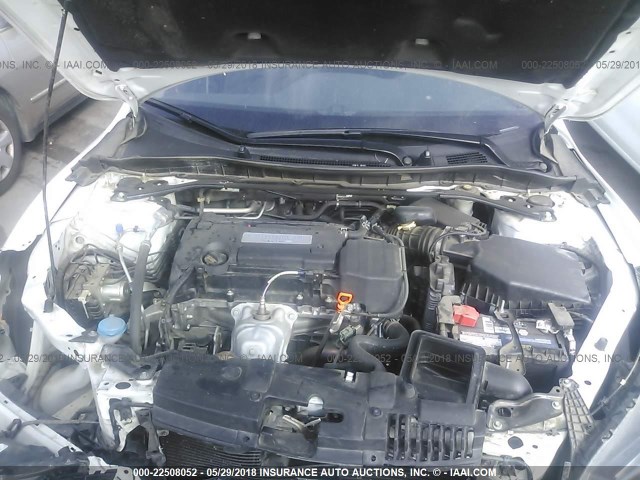 1HGCR2F57FA237817 - 2015 HONDA ACCORD SPORT 白色 照片 10