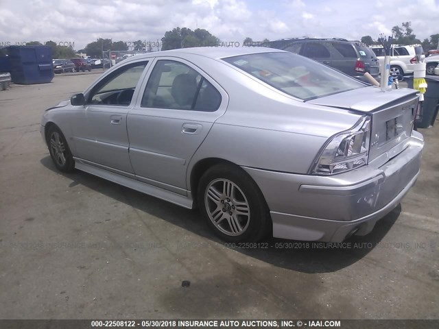 YV1RS592652473393 - 2005 VOLVO S60 2.5T SILVER photo 3