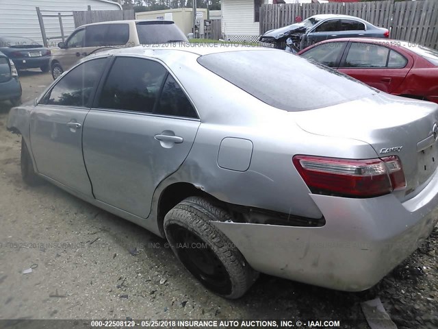 4T1BE46K39U287636 - 2009 TOYOTA CAMRY SE/LE/XLE SILVER photo 3