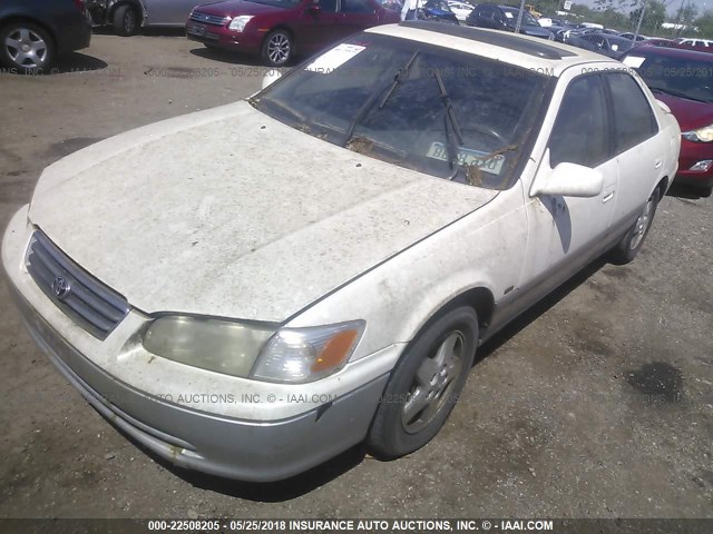 JT2BG22KX10561251 - 2001 TOYOTA CAMRY CE/LE/XLE 白色 照片 2