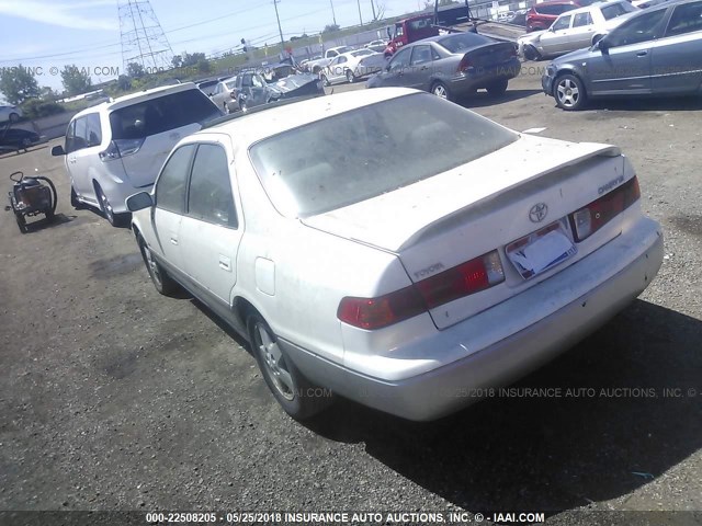 JT2BG22KX10561251 - 2001 TOYOTA CAMRY CE/LE/XLE 白色 照片 3