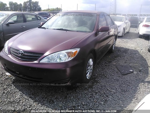 JTDBE32KX30139485 - 2003 TOYOTA CAMRY LE/XLE Kastanienbraun Foto 2