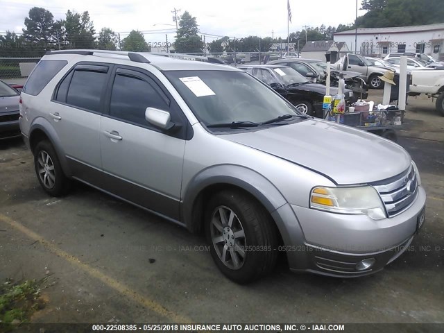 1FMDK02W98GA41075 - 2008 FORD TAURUS X SEL SILVER photo 1