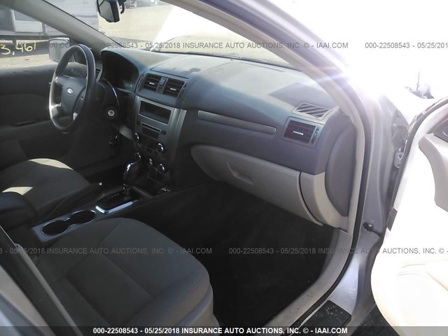 3FADP0L37AR252872 - 2010 FORD FUSION HYBRID SILVER photo 5