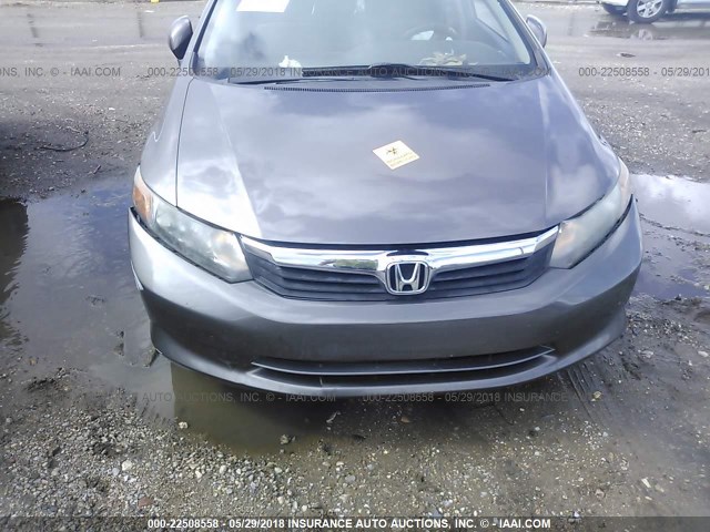 19XFB2F5XCE053691 - 2012 HONDA CIVIC LX GRAY photo 6