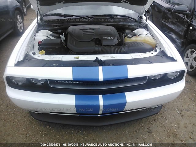 2C3CDYAG7EH153204 - 2014 DODGE CHALLENGER SXT WHITE photo 10