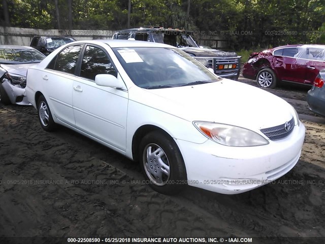 4T1BE32K02U012876 - 2002 TOYOTA CAMRY LE/XLE/SE თეთრი ფოტო 1