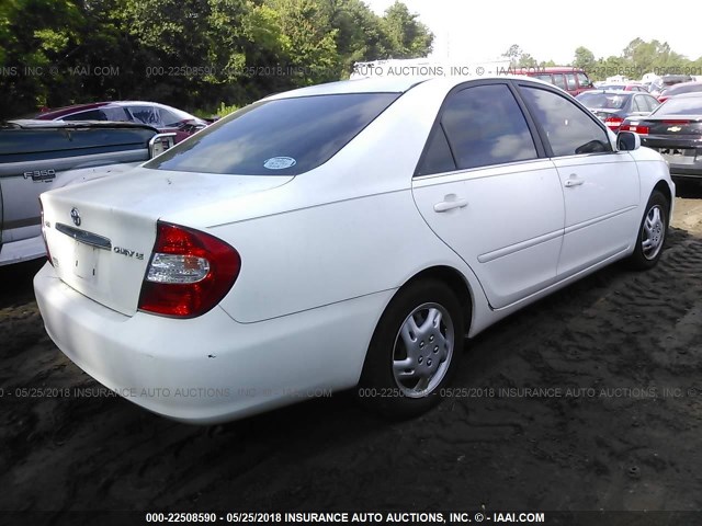 4T1BE32K02U012876 - 2002 TOYOTA CAMRY LE/XLE/SE თეთრი ფოტო 4