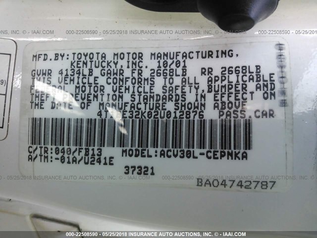 4T1BE32K02U012876 - 2002 TOYOTA CAMRY LE/XLE/SE თეთრი ფოტო 9