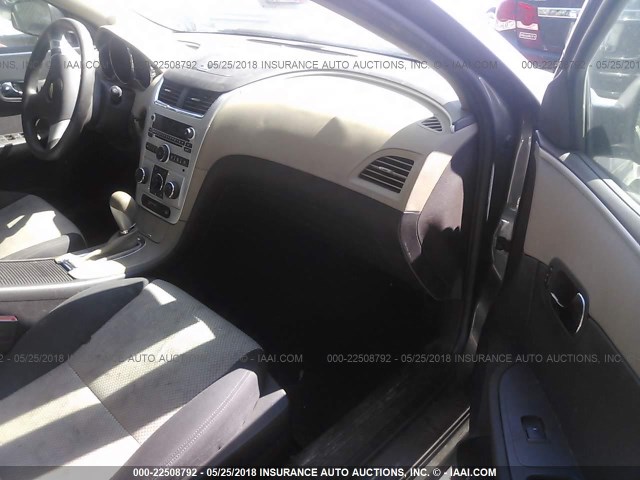 1G1ZB5EB5A4140363 - 2010 CHEVROLET MALIBU LS ყავისფერი ფოტო 5