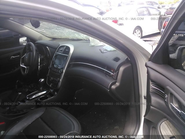 1G11F5SL0FU140325 - 2015 CHEVROLET MALIBU LTZ 银色 照片 5