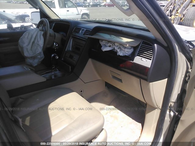 5LMFU28566LJ16975 - 2006 LINCOLN NAVIGATOR BEIGE photo 5