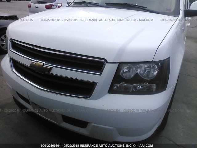 1GNFK13598R219703 - 2008 CHEVROLET TAHOE K1500 HYBRID WHITE photo 6