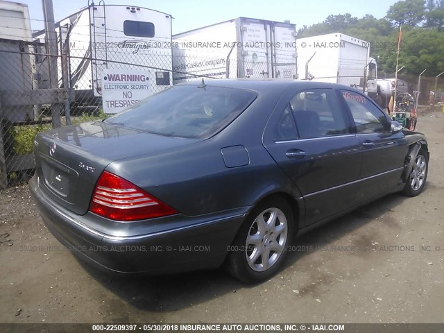 WDBNG84J26A483849 - 2006 MERCEDES-BENZ S 500 4MATIC GRAY photo 4