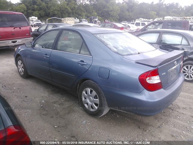 4T1BE32K53U783173 - 2003 TOYOTA CAMRY LE/XLE/SE ლურჯი ფოტო 3