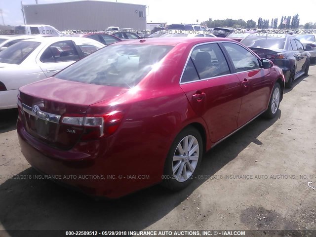 4T4BF1FK0ER338926 - 2014 TOYOTA CAMRY L/SE/LE/XLE RED photo 4