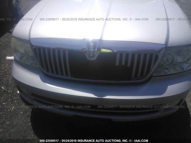 5LMFU28505LJ16291 - 2005 LINCOLN NAVIGATOR SILVER photo 6