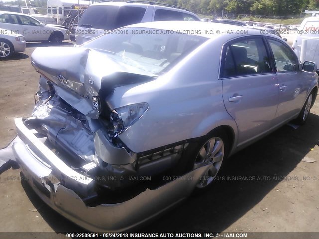 4T1BK36B67U248054 - 2007 TOYOTA AVALON XL/XLS/TOURING/LIMITED SILVER photo 4