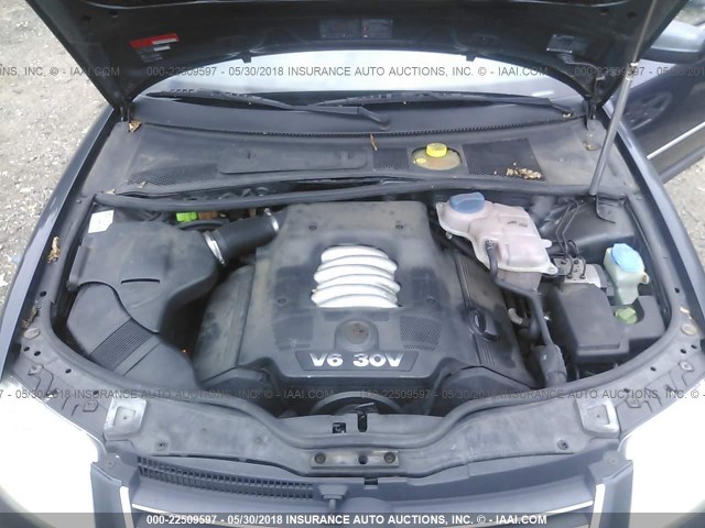 WVWRH63B51P211459 - 2001 VOLKSWAGEN PASSAT GLX 灰色 照片 10