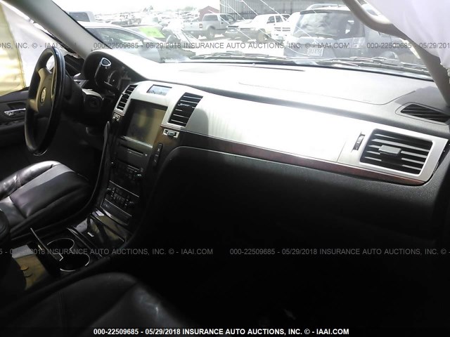 1GYFK23209R215040 - 2009 CADILLAC ESCALADE LUXURY შავი ფოტო 5