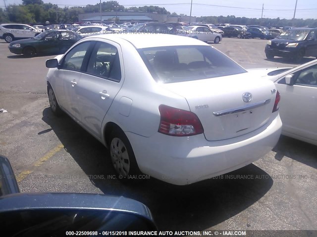 JTDBT4K30A4077749 - 2010 TOYOTA YARIS WHITE photo 3