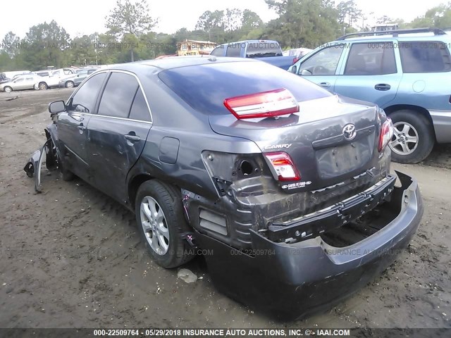 4T1BF3EK7AU104171 - 2010 TOYOTA CAMRY SE/LE/XLE 灰色 照片 3