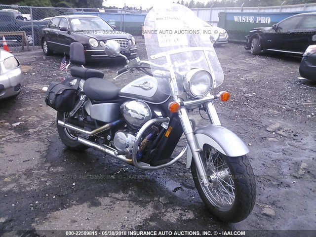 JH2RC44691M452809 - 2001 HONDA VT750 CD2 银色 照片 1
