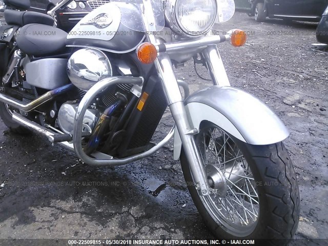 JH2RC44691M452809 - 2001 HONDA VT750 CD2 银色 照片 5