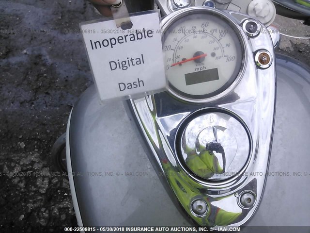 JH2RC44691M452809 - 2001 HONDA VT750 CD2 银色 照片 7