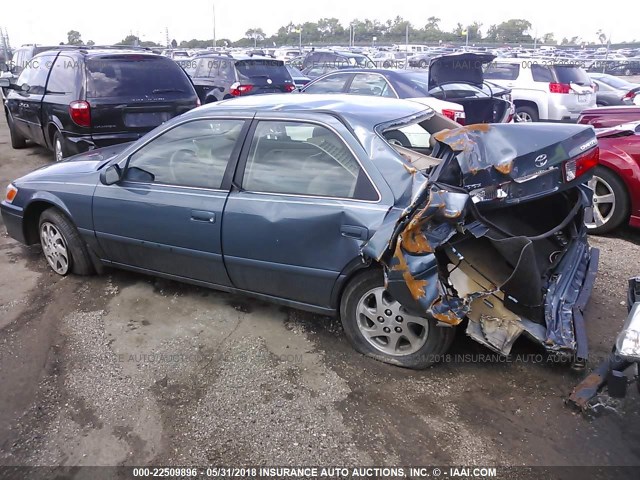 4T1BG22K1YU981163 - 2000 TOYOTA CAMRY CE/LE/XLE 青色 照片 3