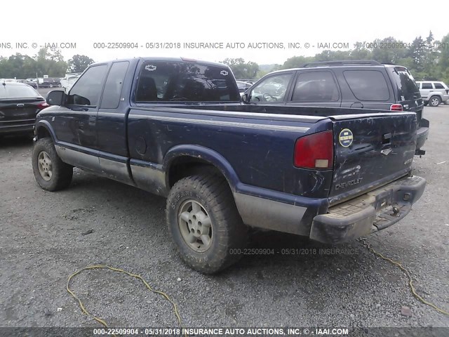 1GCDT19X038171609 - 2003 CHEVROLET S TRUCK S10 BLUE photo 3