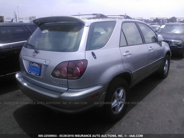 JT6HF10UXY0164708 - 2000 LEXUS RX 300 SILVER photo 4