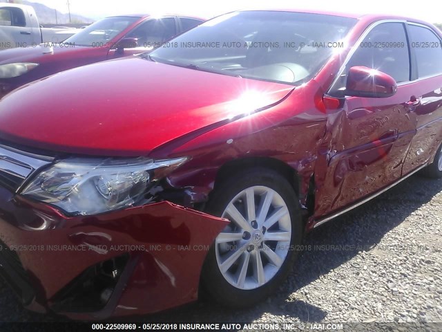 4T4BF1FKXDR275459 - 2013 TOYOTA CAMRY L/SE/LE/XLE RED photo 6