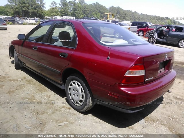 1HGCD5621RA147864 - 1994 HONDA ACCORD DX RED photo 3