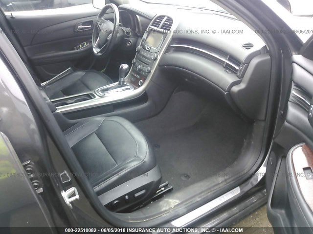 1G11H5SA6DF251102 - 2013 CHEVROLET MALIBU LTZ 灰色 照片 5