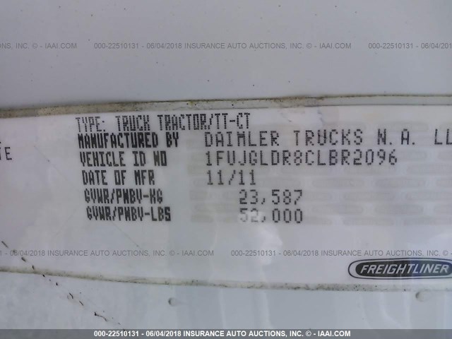 1FUJGLDR8CLBR2096 - 2012 FREIGHTLINER CASCADIA 125  WHITE photo 10