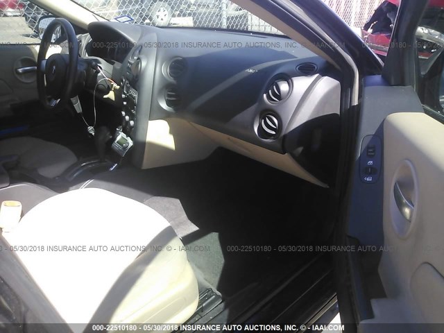 2G2WP582361311030 - 2006 PONTIAC GRAND PRIX BLACK photo 5