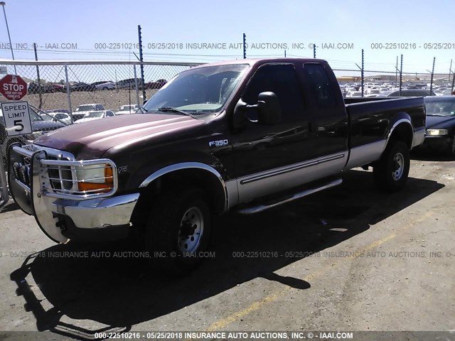 1FTSX31S6YEE48313 - 2000 FORD F350 SRW SUPER DUTY MAROON photo 2