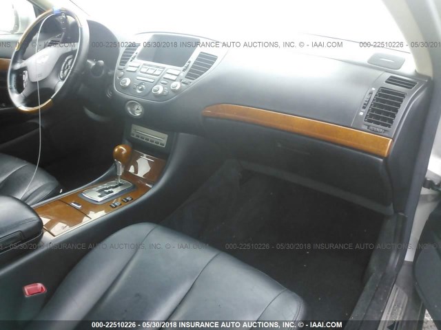 JNKBF01A33M100345 - 2003 INFINITI Q45 Champagne photo 5